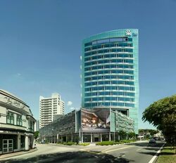 Arc 380 (D8), Office #611764291